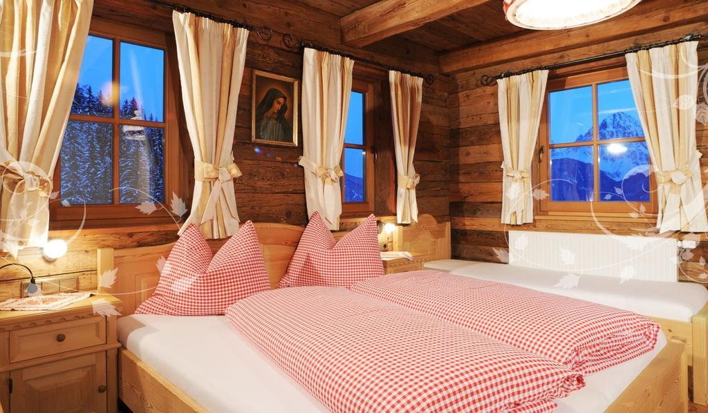 Glinzhof Mountain Natur Resort Agriturismo San Candido Bilik gambar