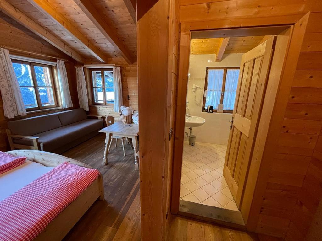 Glinzhof Mountain Natur Resort Agriturismo San Candido Luaran gambar