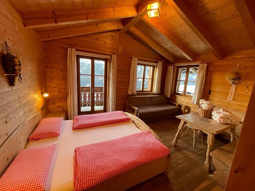Glinzhof Mountain Natur Resort Agriturismo San Candido Luaran gambar